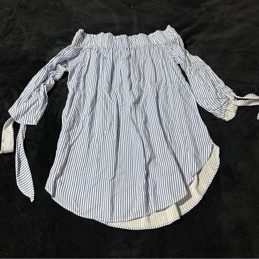 H&M Blue and White Striped Blouse - Picture 10 of 10